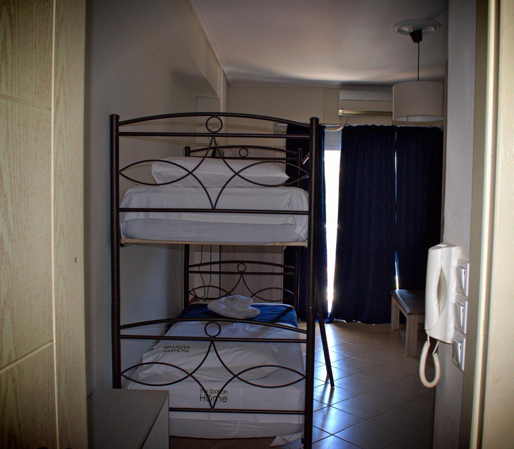 Castor - The Spartan Home Экстерьер фото